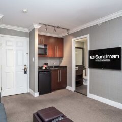 Sandman Hotel Saskatoon в номере фото 2