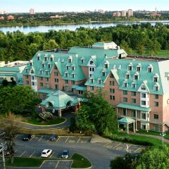 Отель Doubletree By Hilton Gatineau-Ottawa Гатино