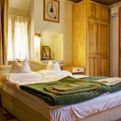 Отель Kaktusz Villa Heviz с домашними животными