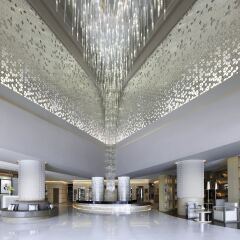 Отель Fairmont Dubai ОАЭ, Дубай - отзывы, цены и фото номеров - забронировать отель Fairmont Dubai онлайн интерьер отеля
