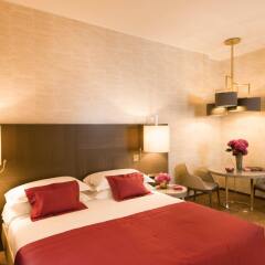 Отель The Rosa Grand Milano - Starhotels Collezione Италия, Милан - 13 отзывов об отеле, цены и фото номеров - забронировать отель The Rosa Grand Milano - Starhotels Collezione онлайн комната для гостей фото 3
