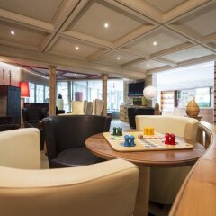 Отель Familien-Wellness Residence Tyrol Натурно интерьер отеля