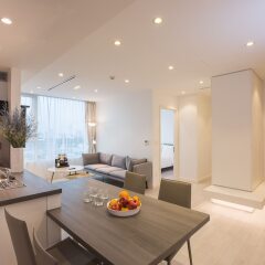 Отель M Suites by S Home Хошимин фото 17