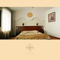 Трезини Арт-отель сейф в номере