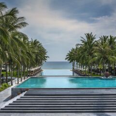 Отель Four Seasons Resort The Nam Hai, Hoi An, Vietnam с домашними животными