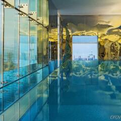 Отель Four Points by Sheraton Kuwait бассейн