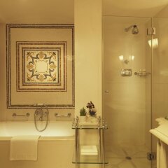 Rocco Forte Hotel Savoy Флоренция ванная