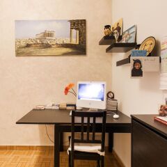 Апартаменты Beautiful Safe Apartment Near Centre в номере