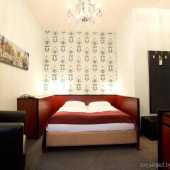 Отель Fuerst Metternich (4 Nts Min) Вена комната для гостей фото 2