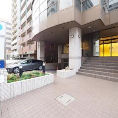 Отель Sky Court Hakata Хаката парковка