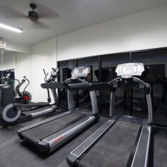 Отель Surintra Boutique Resort Пхукет фитнесс-зал