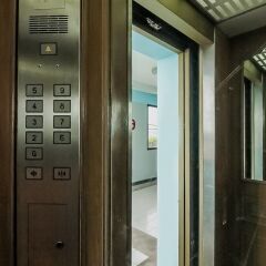 Отель Nida Rooms Srinakarin Rama Suan Luang интерьер отеля