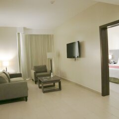 Victoria Hotel and Suites Panama in Panama, Panama from 69$, photos, reviews - zenhotels.com guestroom photo 4