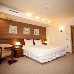 Hotel Vega Sofia сейф в номере