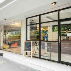 Orchid Hostel Бангкок развлечения