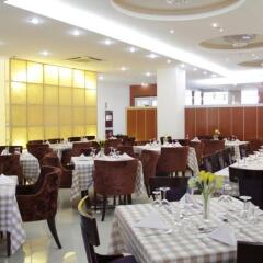 Hotel Ritz Aanisa питание