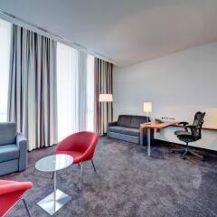 Отель Hilton Garden Inn Stuttgart Neckar Park комната для гостей фото 4