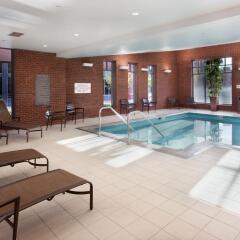 Отель Hyatt Place Columbus/OSU США, Грандвью-Хейтс - отзывы, цены и фото номеров - забронировать отель Hyatt Place Columbus/OSU онлайн бассейн фото 2