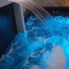 Отель Soho Boutique Opera & Spa бассейн