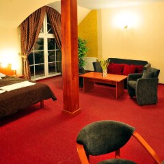 Hotel Złote Dęby детские мероприятия фото 2