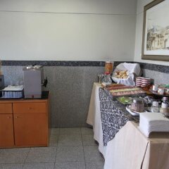 Отель Pensao Residencial Horizonte Лиссабон питание
