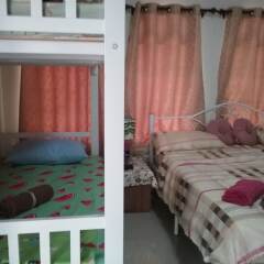 Danee Hostel Бангкок комната для гостей