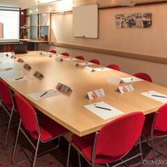 Отель Ibis Toulouse Centre Франция, Тулуза - отзывы, цены и фото номеров - забронировать отель Ibis Toulouse Centre онлайн помещение для мероприятий фото 2