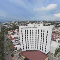 Hotel Ejecutivo Express балкон
