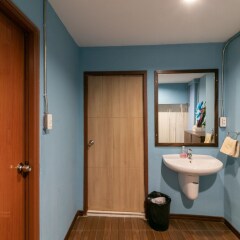 Отель Phobphanhostel Таиланд, Бангкок - отзывы, цены и фото номеров - забронировать отель Phobphanhostel онлайн ванная фото 2