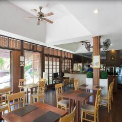 Отель Baan Krating Phuket Resort гостиничный бар