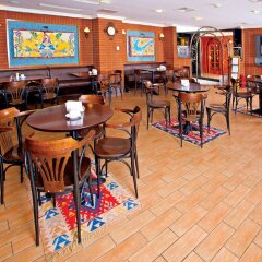 Grand Hilarium Hotel гостиничный бар