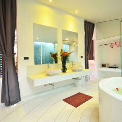Отель The Kiri Villas Resort ванная