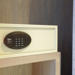 Отель Methavalai Residence Бангкок сейф в номере