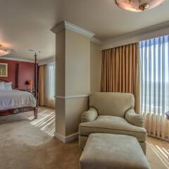 Отель Embassy Suites by Hilton Convention Center Las Vegas США, Лас-Вегас - отзывы, цены и фото номеров - забронировать отель Embassy Suites by Hilton Convention Center Las Vegas онлайн комната для гостей фото 3