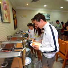 Dubai Youth Hostel питание