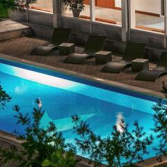 Отель Novotel Warszawa Airport бассейн фото 3
