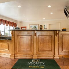 Отель Quality Inn & Suites Гилрой гостиничный бар