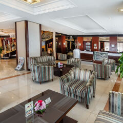 Landmark Summit Hotel интерьер отеля фото 3