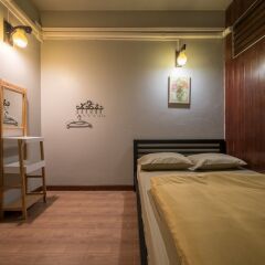 Snoozzze Hostel Бангкок комната для гостей