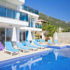 Villa Goktepe 1 by Akdenizvillam Турция, Калкан - отзывы, цены и фото номеров - забронировать отель Villa Goktepe 1 by Akdenizvillam онлайн бассейн