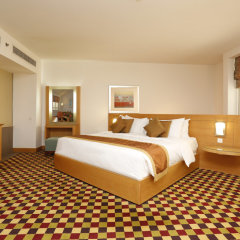Radisson Blu Hotel Riyadh in Riyadh, Saudi Arabia from 131$, photos, reviews - zenhotels.com guestroom photo 4