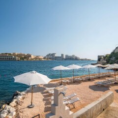 Отель Grand Hotel Excelsior Мальта, Флориана - 2 отзыва об отеле, цены и фото номеров - забронировать отель Grand Hotel Excelsior онлайн приотельная территория фото 2