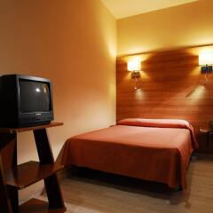 Отель Hostal Aguilar удобства в номере