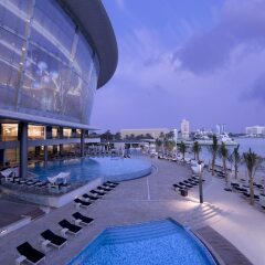 Jumeirah at Etihad Towers Hotel бассейн фото 3