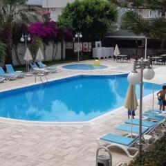 Risus Hotel Side фитнесс-зал