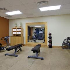 Отель Hampton Inn & Suites Columbus/University Area фитнесс-зал фото 3