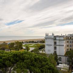 Hotel Milton Rimini пляж