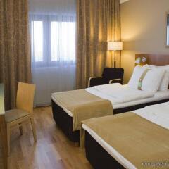 Отель Holiday Inn Helsinki - Vantaa Airport Финляндия, Вантаа - 9 отзывов об отеле, цены и фото номеров - забронировать отель Holiday Inn Helsinki - Vantaa Airport онлайн удобства в номере фото 2