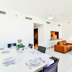 Отель Mayfair - Ease by Emaar Two Bedroom в номере