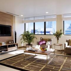 Отель 8 on Claymore Serviced Residences комната для гостей